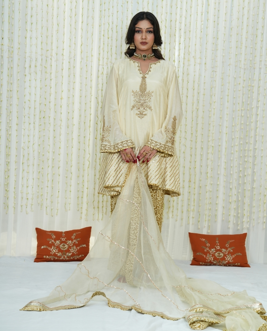 cream gotta short Anarkali set